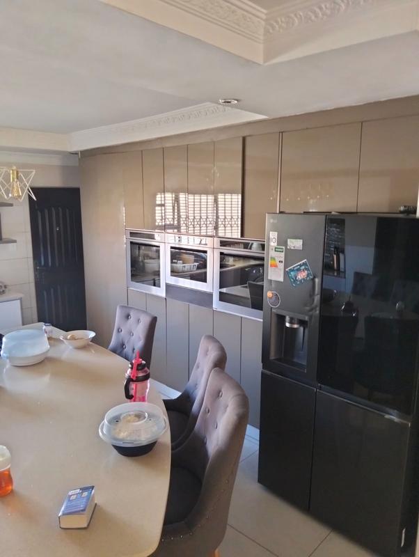 7 Bedroom Property for Sale in Norkem Park Gauteng