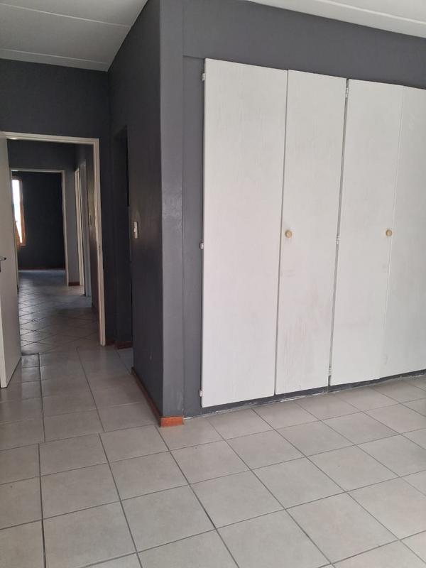 3 Bedroom Property for Sale in Winchester Hills Gauteng
