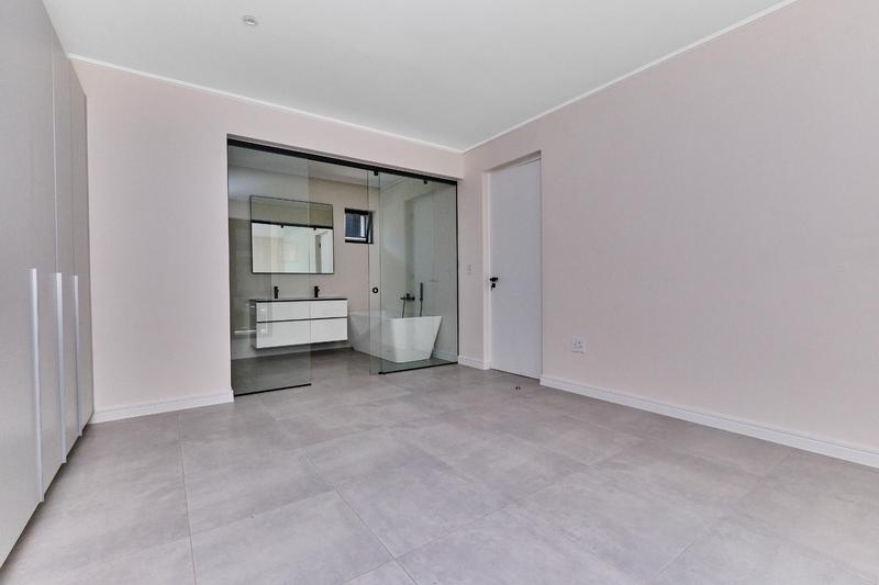 To Let 2 Bedroom Property for Rent in Hyde Park Gauteng