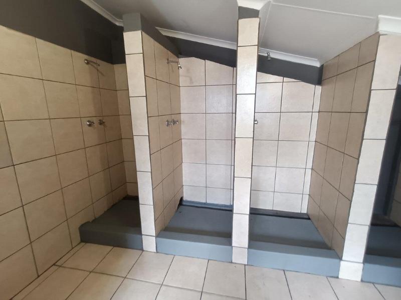 To Let Commercial Property for Rent in Robertville Gauteng