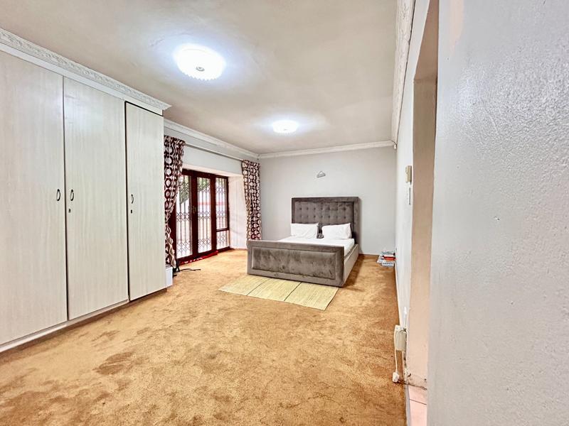 4 Bedroom Property for Sale in Garsfontein Gauteng