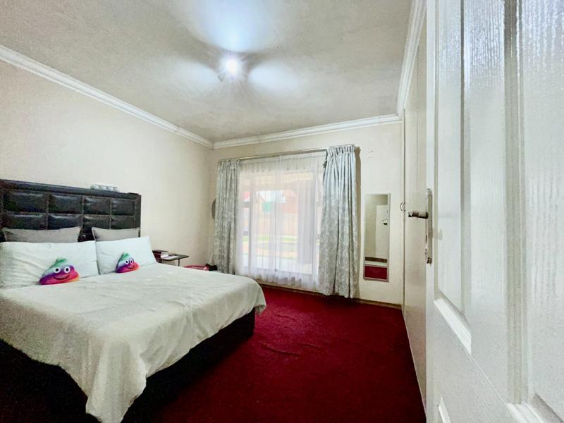 4 Bedroom Property for Sale in Garsfontein Gauteng