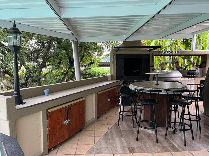 5 Bedroom Property for Sale in Glen Austin Gauteng