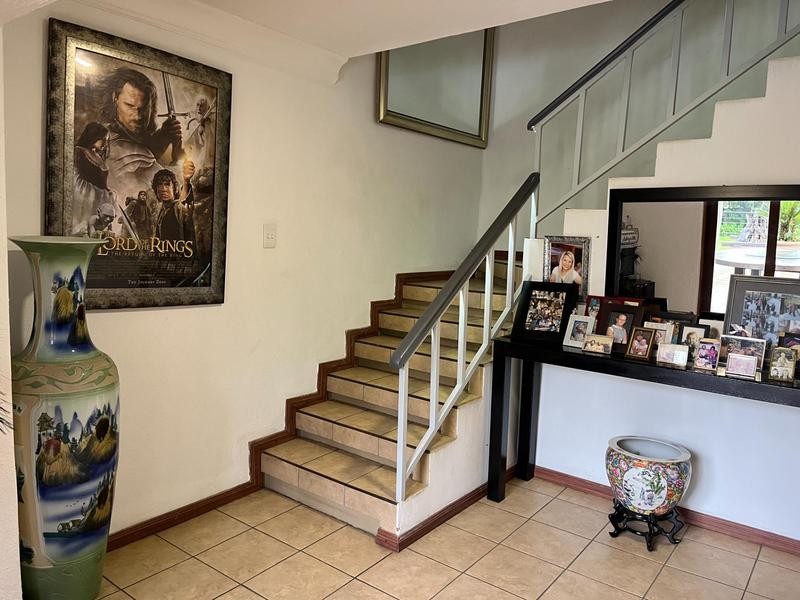 5 Bedroom Property for Sale in Glen Austin Gauteng