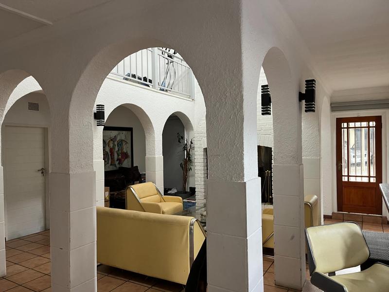 5 Bedroom Property for Sale in Glen Austin Gauteng