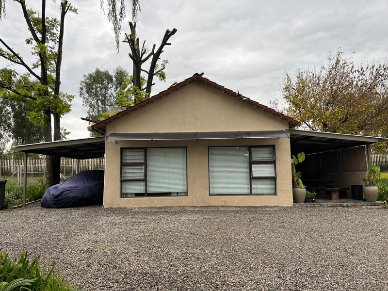 5 Bedroom Property for Sale in Glen Austin Gauteng