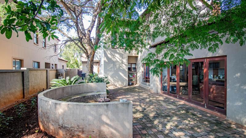 4 Bedroom Property for Sale in Midfield Estate Gauteng