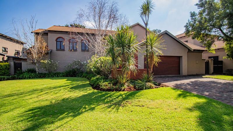 4 Bedroom Property for Sale in Midfield Estate Gauteng