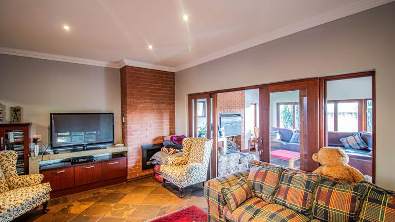 4 Bedroom Property for Sale in Midfield Estate Gauteng