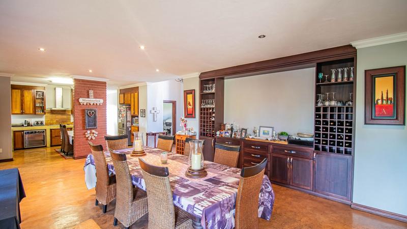 4 Bedroom Property for Sale in Midfield Estate Gauteng