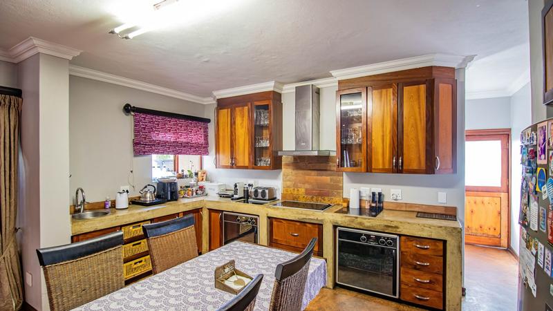 4 Bedroom Property for Sale in Midfield Estate Gauteng