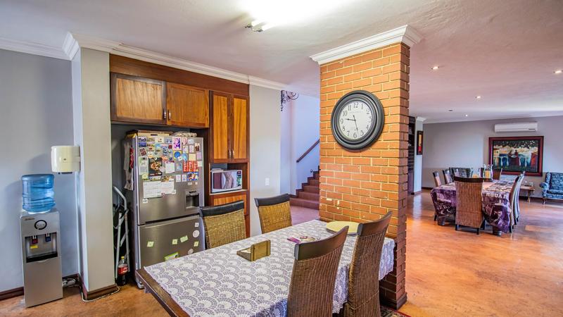 4 Bedroom Property for Sale in Midfield Estate Gauteng