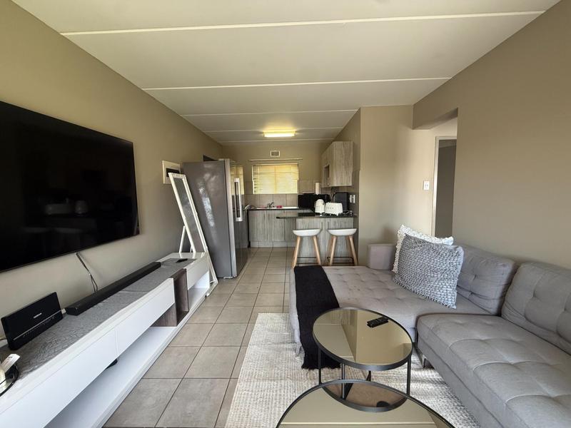 To Let 2 Bedroom Property for Rent in La Montagne Gauteng