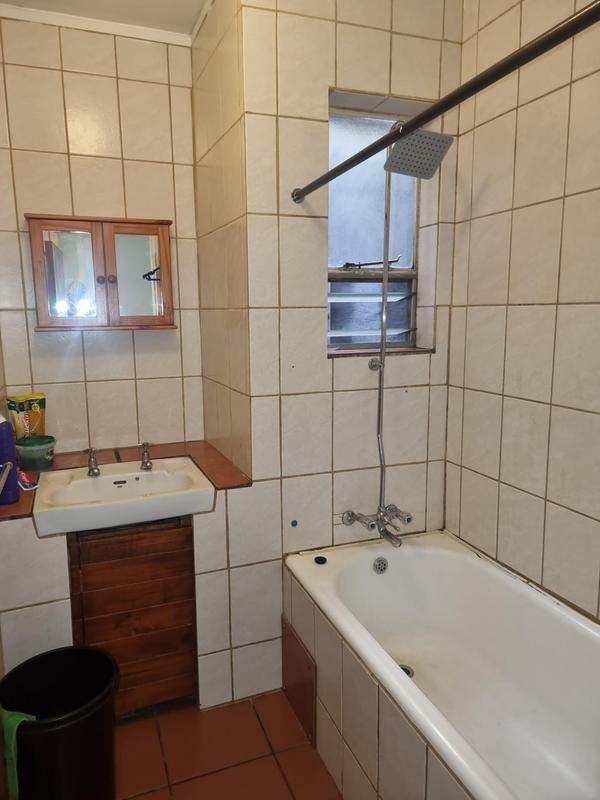 2 Bedroom Property for Sale in Malvern East Gauteng