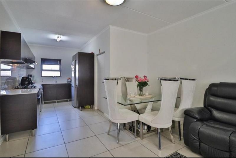 3 Bedroom Property for Sale in Greenstone Hill Gauteng