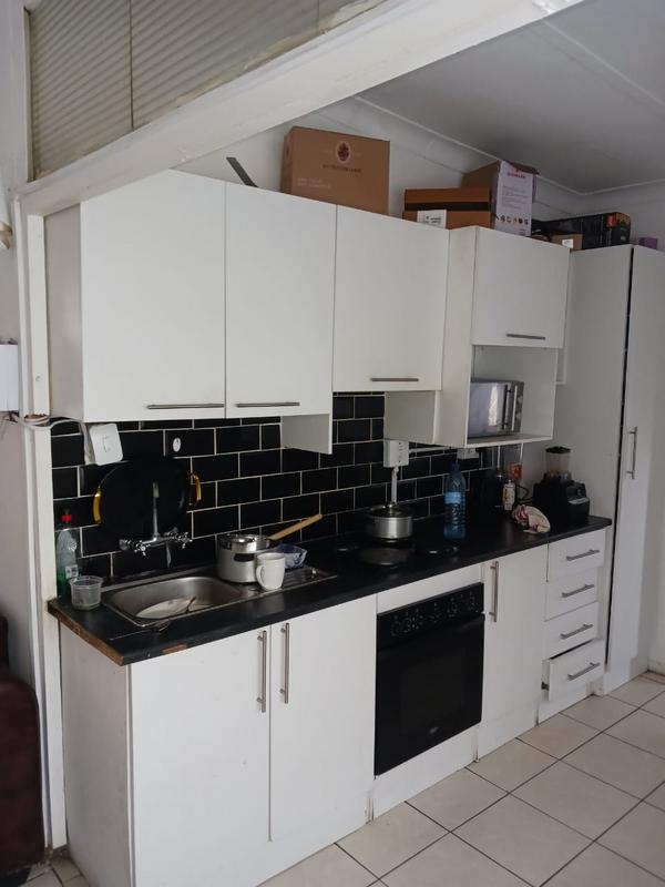 To Let 1 Bedroom Property for Rent in Kensington Gauteng