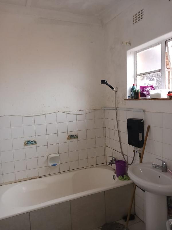 To Let 1 Bedroom Property for Rent in Kensington Gauteng