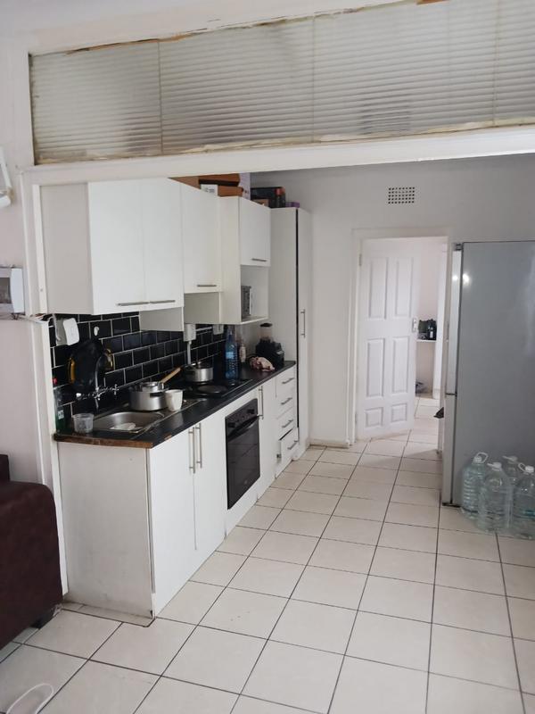 To Let 1 Bedroom Property for Rent in Kensington Gauteng