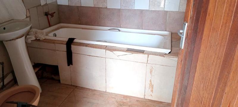 2 Bedroom Property for Sale in Bram Fischerville Gauteng