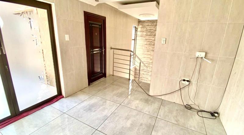3 Bedroom Property for Sale in Bram Fischerville Gauteng