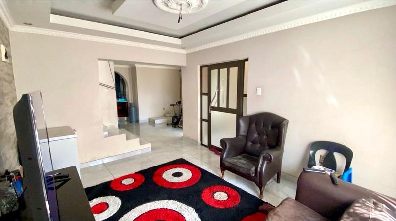 3 Bedroom Property for Sale in Bram Fischerville Gauteng