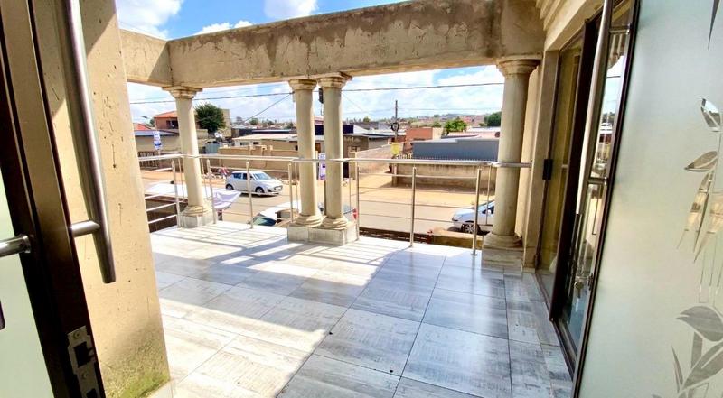 3 Bedroom Property for Sale in Bram Fischerville Gauteng