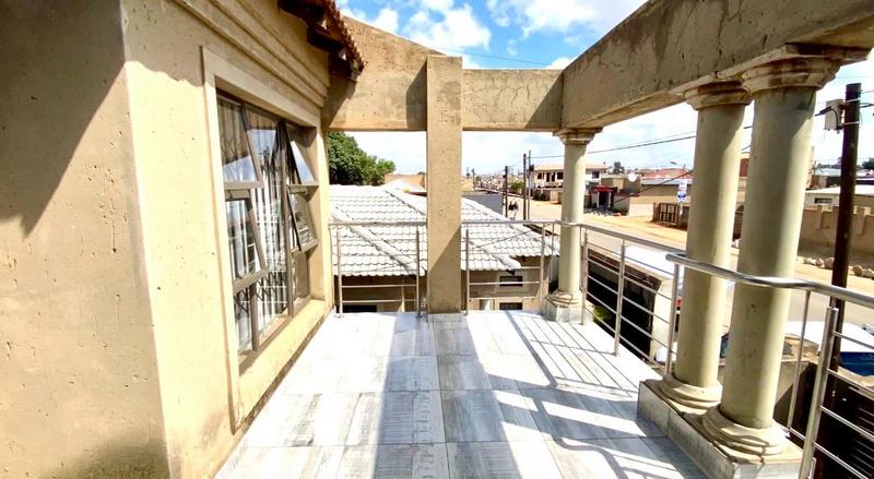 3 Bedroom Property for Sale in Bram Fischerville Gauteng