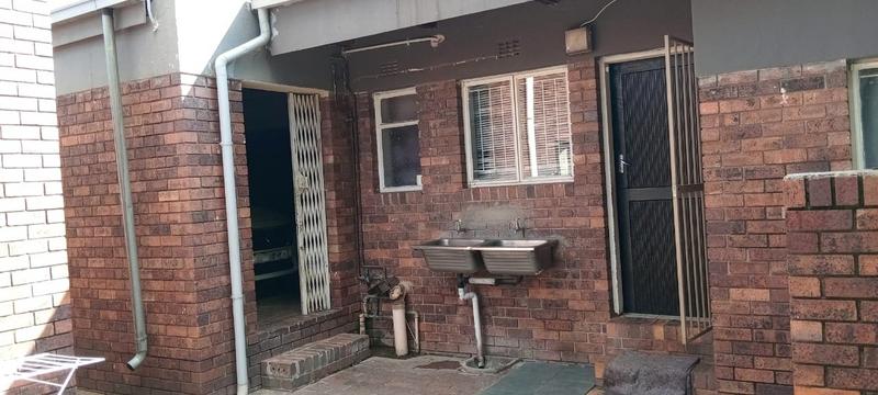 4 Bedroom Property for Sale in Morehill Gauteng