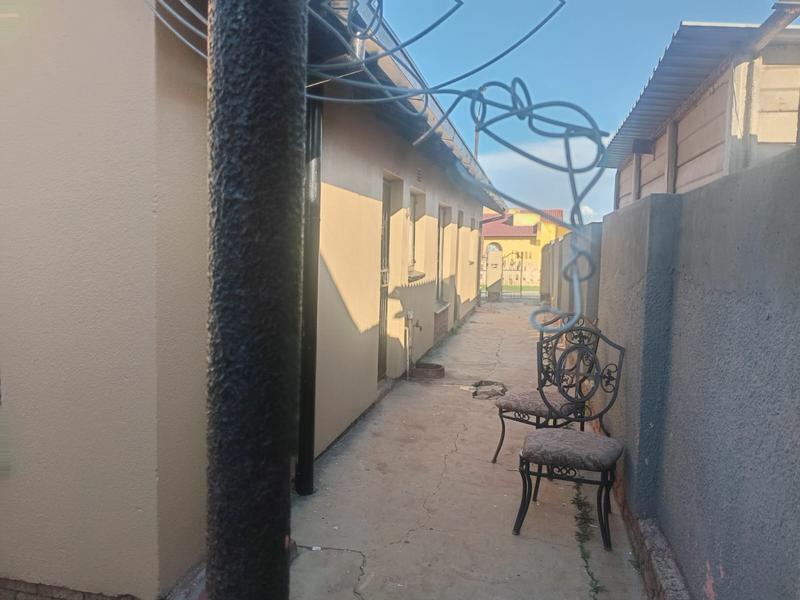 3 Bedroom Property for Sale in Daveyton Gauteng