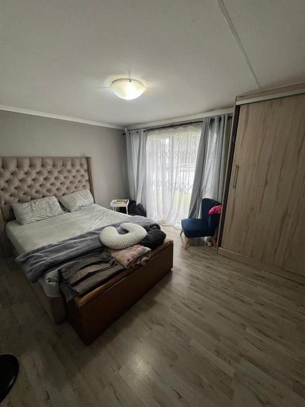 5 Bedroom Property for Sale in Weltevreden Park Gauteng