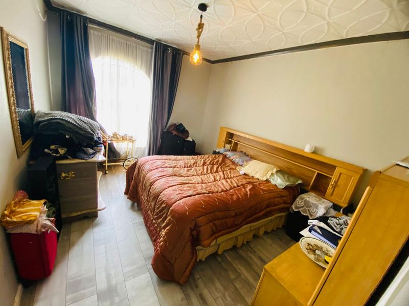 4 Bedroom Property for Sale in Crystal Park Gauteng