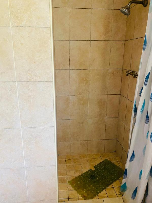 4 Bedroom Property for Sale in Crystal Park Gauteng