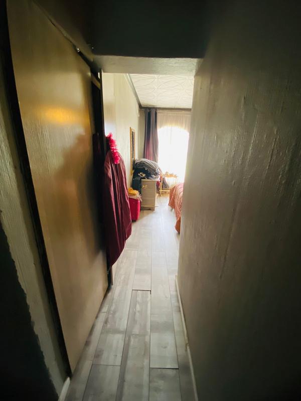 4 Bedroom Property for Sale in Crystal Park Gauteng