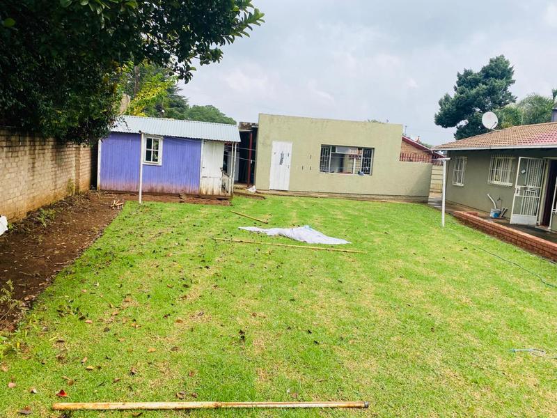 4 Bedroom Property for Sale in Crystal Park Gauteng