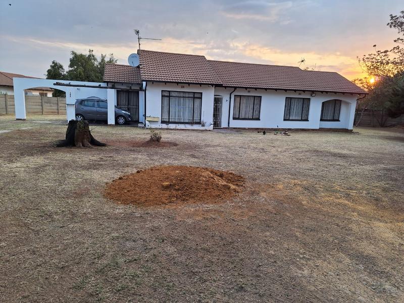 3 Bedroom Property for Sale in Kibler Park Gauteng