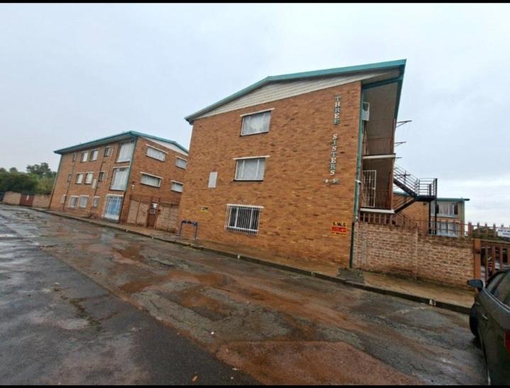 2 Bedroom Property for Sale in Elsburg Gauteng