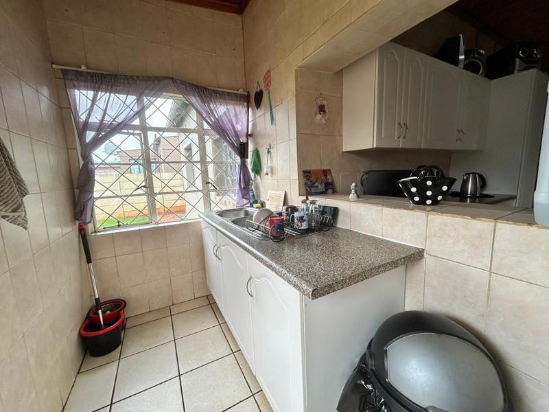 3 Bedroom Property for Sale in Geduld Gauteng