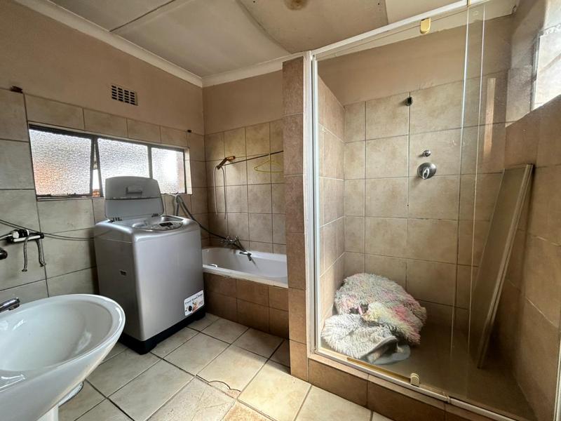 3 Bedroom Property for Sale in Geduld Gauteng