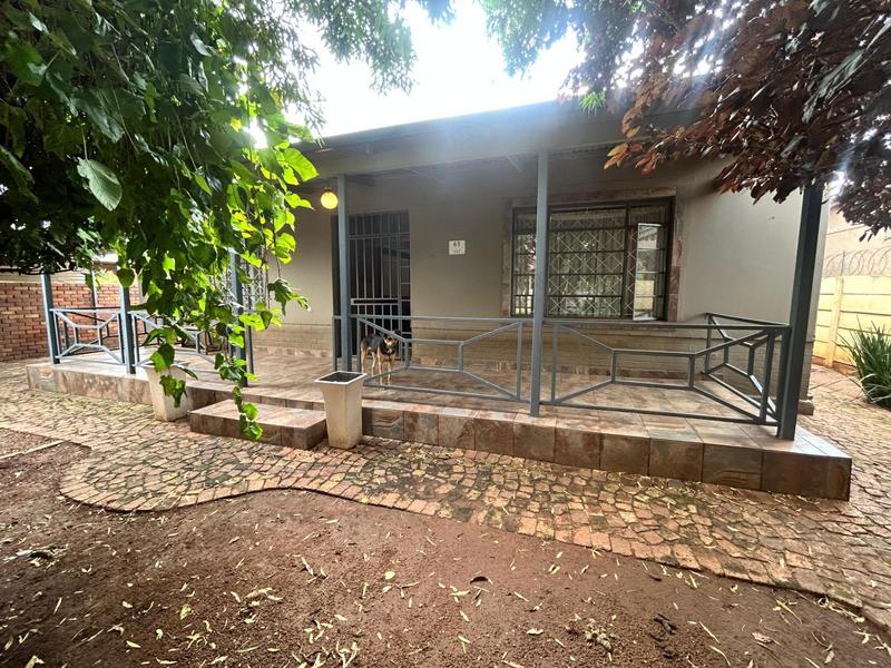 3 Bedroom Property for Sale in Geduld Gauteng