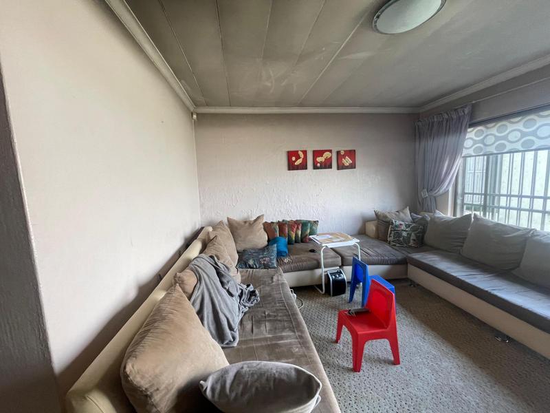 3 Bedroom Property for Sale in Ridgeway Gauteng
