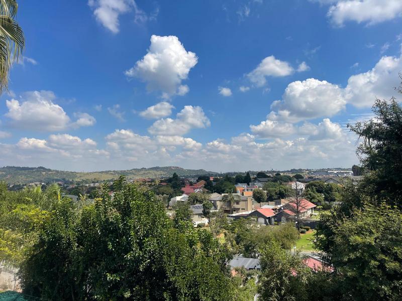 3 Bedroom Property for Sale in Ridgeway Gauteng