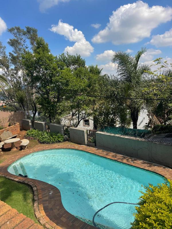3 Bedroom Property for Sale in Ridgeway Gauteng