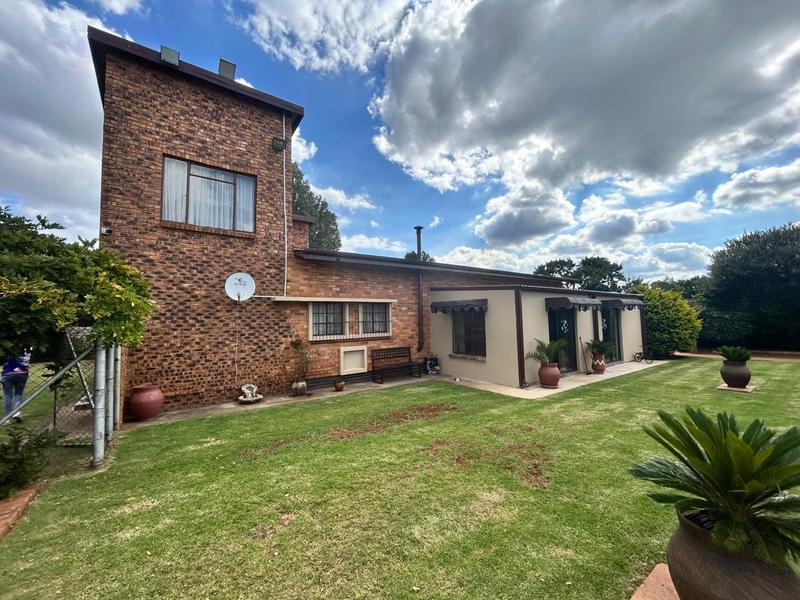 10 Bedroom Property for Sale in Springs Gauteng