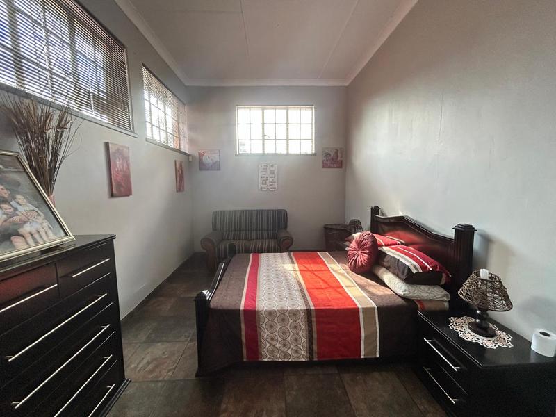 10 Bedroom Property for Sale in Springs Gauteng
