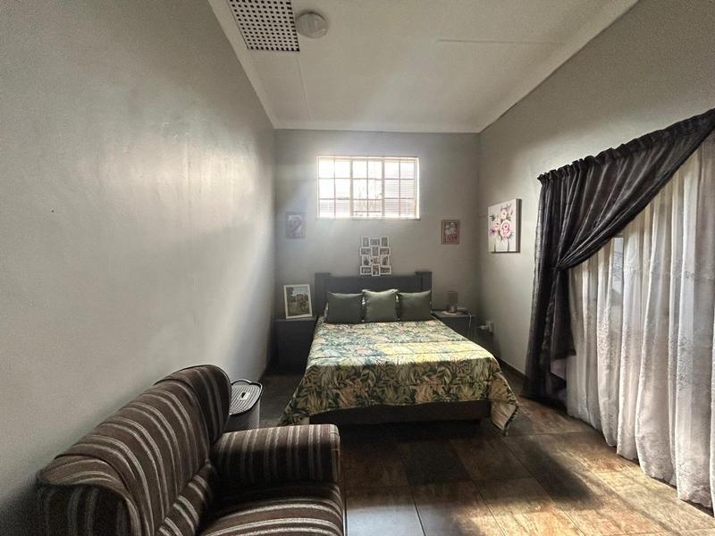 10 Bedroom Property for Sale in Springs Gauteng