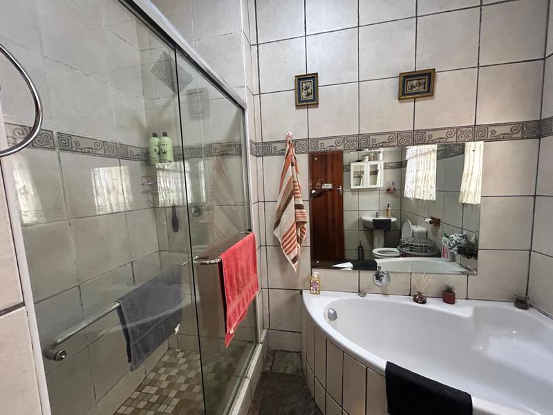 10 Bedroom Property for Sale in Springs Gauteng