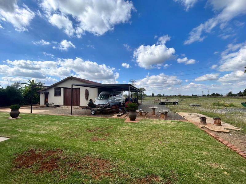 10 Bedroom Property for Sale in Springs Gauteng