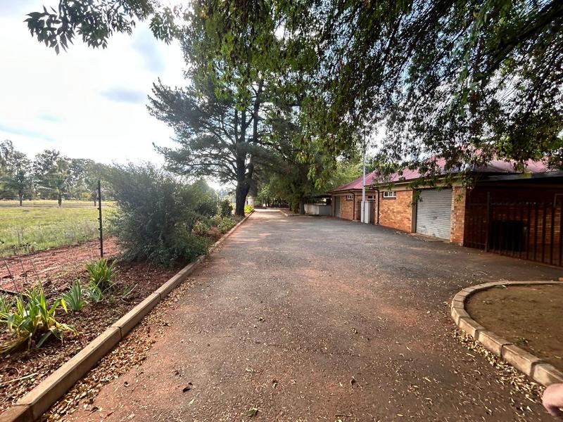 10 Bedroom Property for Sale in Springs Gauteng