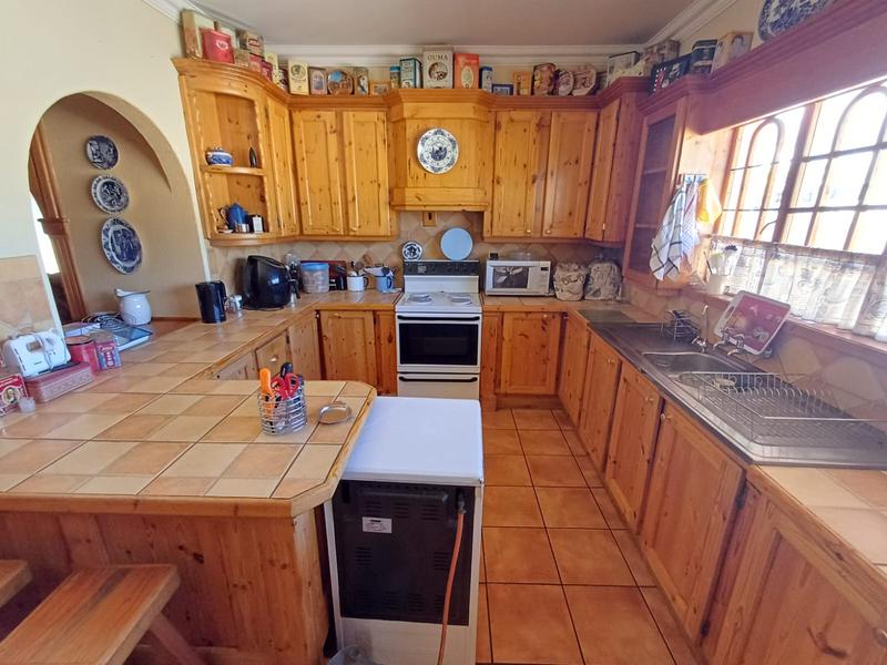 3 Bedroom Property for Sale in Unitas Park Gauteng