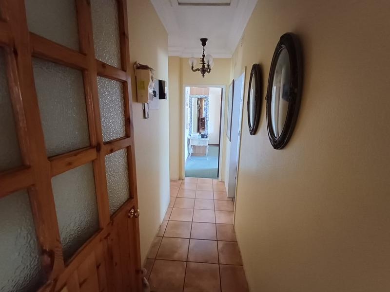3 Bedroom Property for Sale in Unitas Park Gauteng